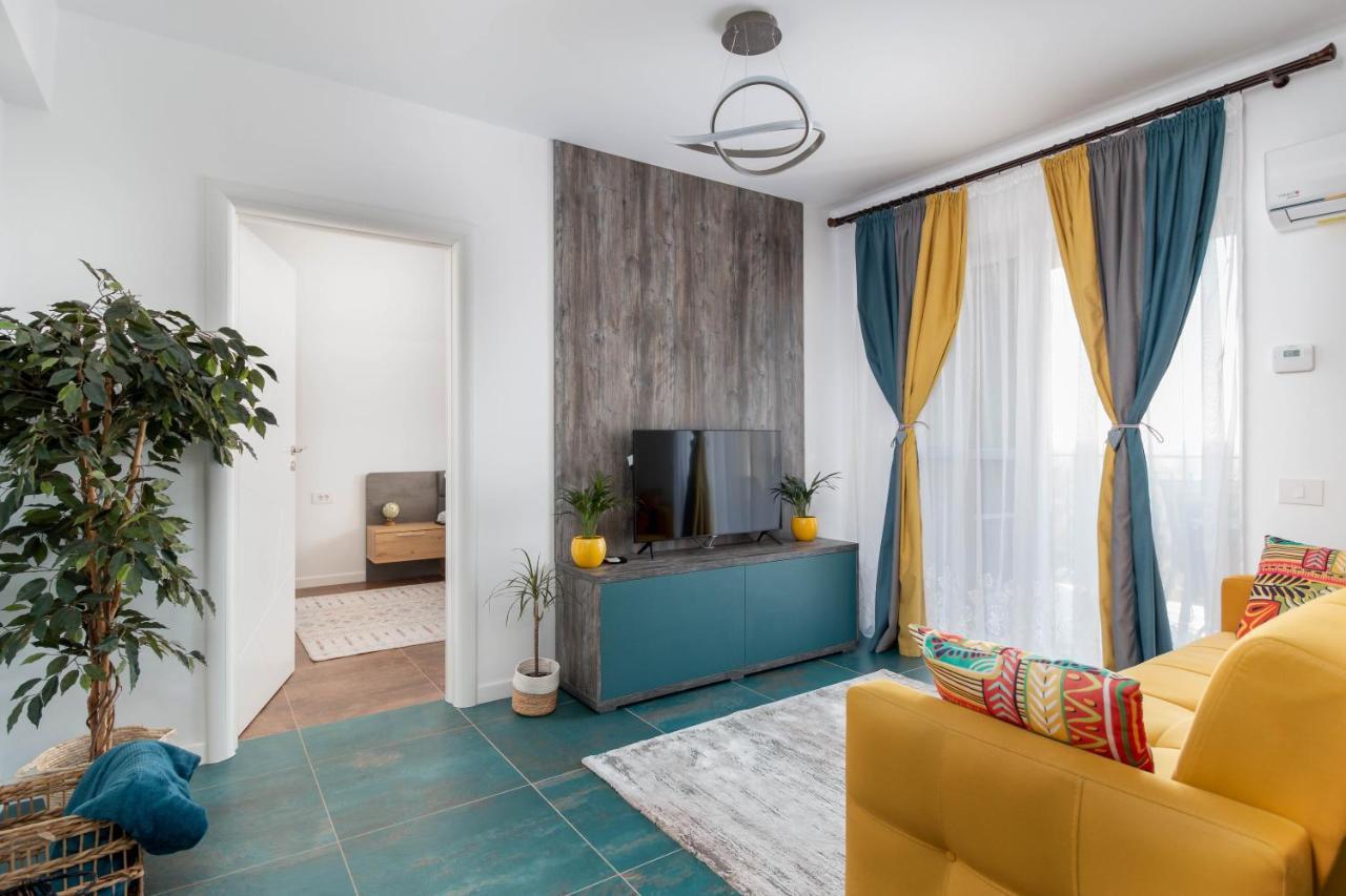 Talida'S Apartment Colorful And Brightnes Oradea Exterior foto