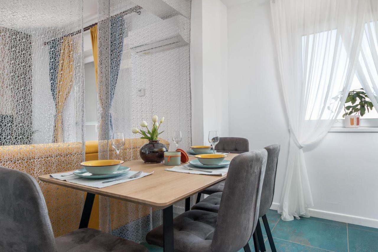 Talida'S Apartment Colorful And Brightnes Oradea Exterior foto